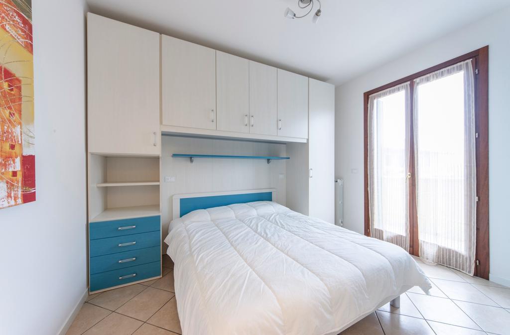 קאורלה Residence Villaggio Dei Fiori Con Piscina E Posto Spiaggia Incluso חדר תמונה