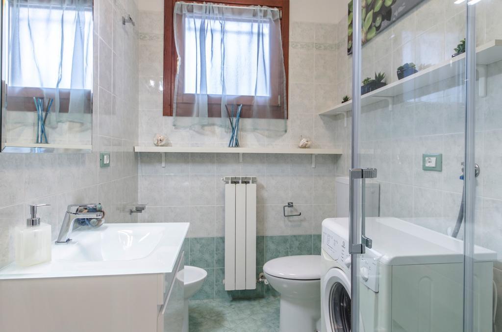 קאורלה Residence Villaggio Dei Fiori Con Piscina E Posto Spiaggia Incluso חדר תמונה