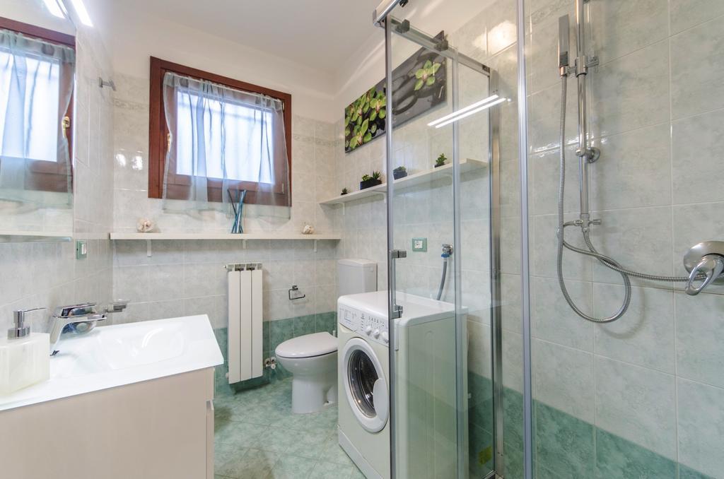 קאורלה Residence Villaggio Dei Fiori Con Piscina E Posto Spiaggia Incluso חדר תמונה